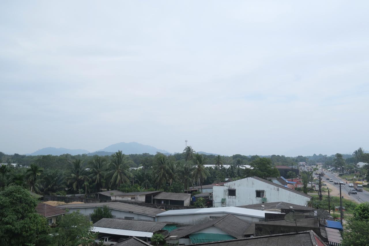 Good Morning Hotel Takuapa Extérieur photo